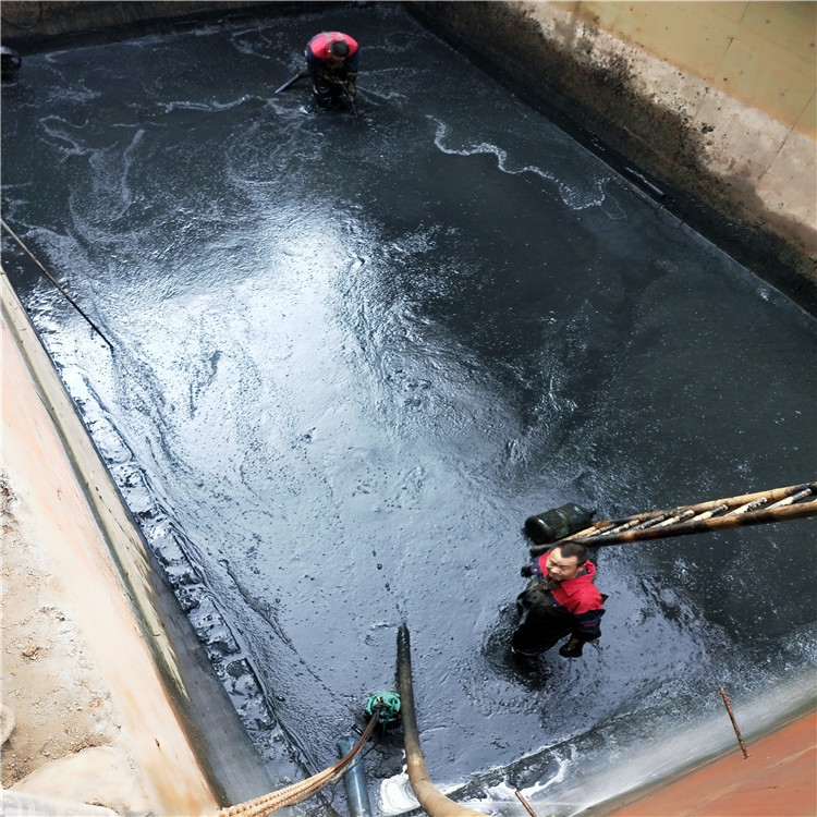 龙湾废水池清理